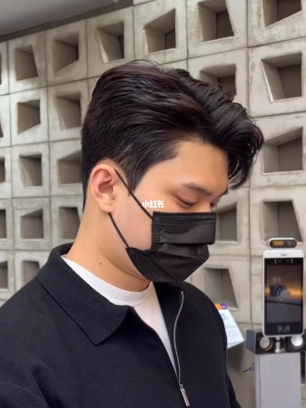 王嘉尔同款三七分纹理烫发蓬松又自然的男生发型