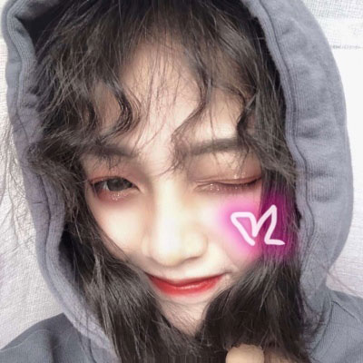 普通21岁女生照片图片可爱少女图片