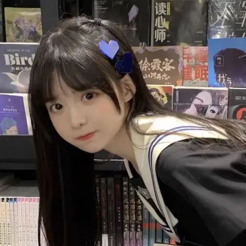 求圆圆脸女生头像