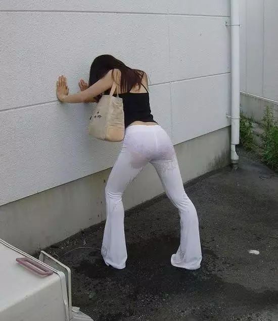 这是一条有味道的推送,长假高速堵车内急肿么办?_太平洋号