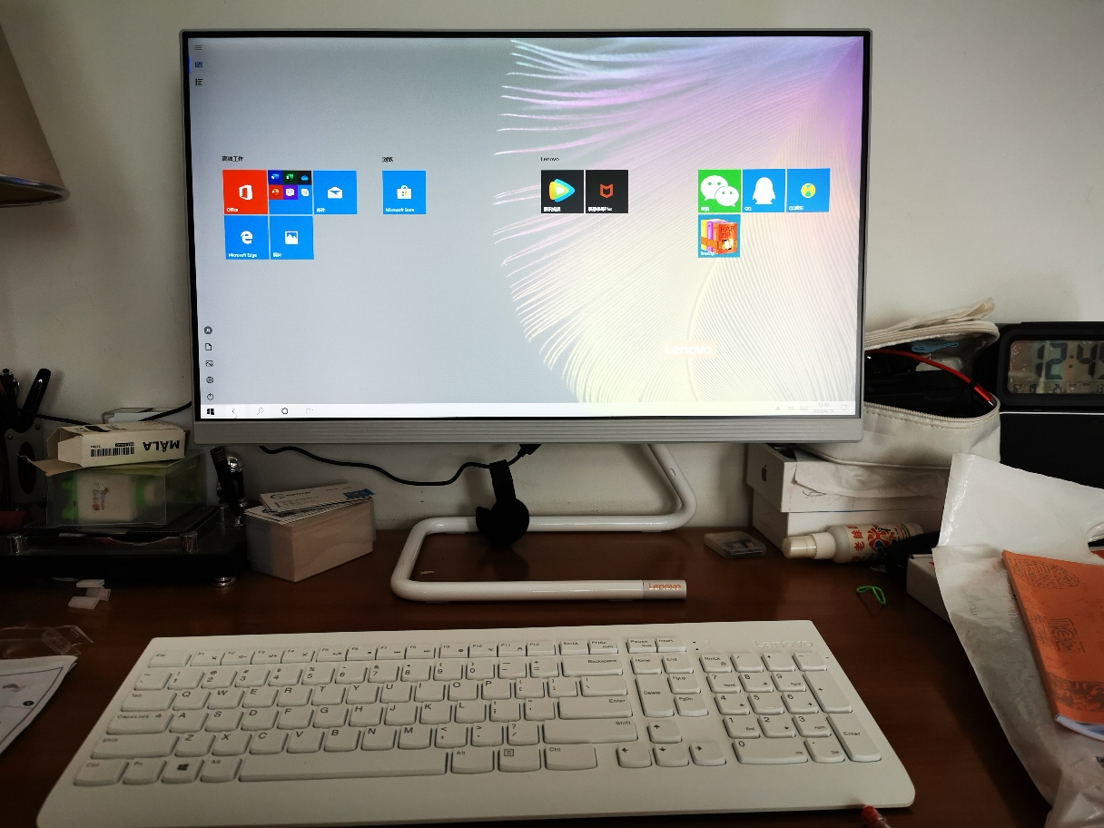 8英寸高性能娱乐 个人家用商务高效办公一体机台式电脑(i5-10210u 16g