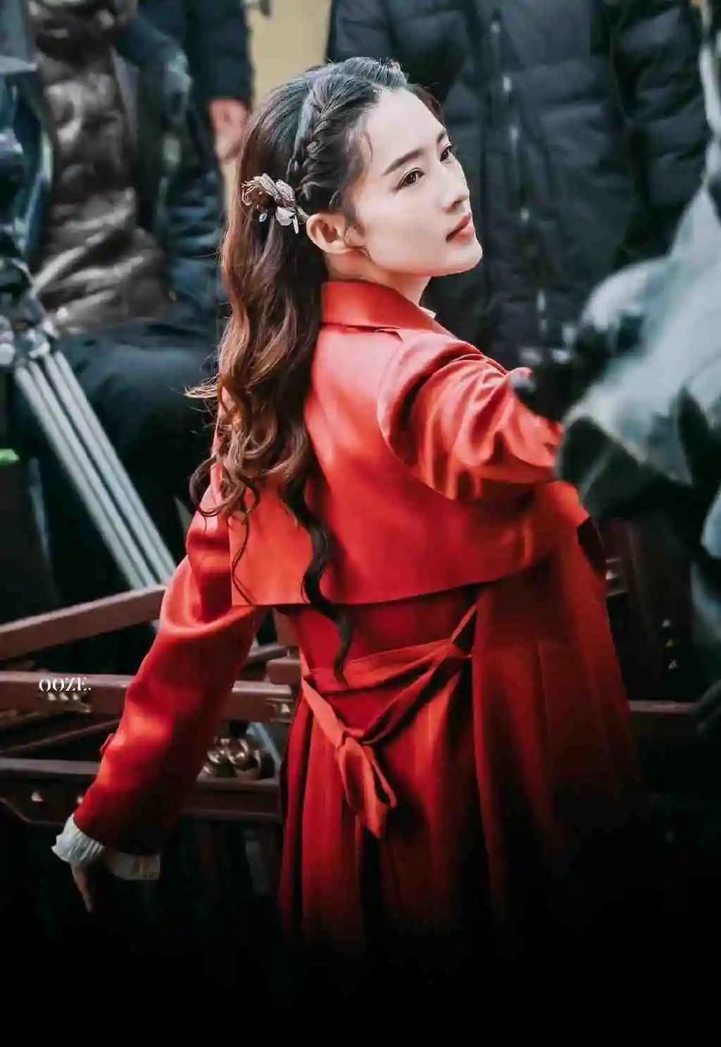 原创李沁古装红衣造型太绝了艳若桃李美得让人窒息