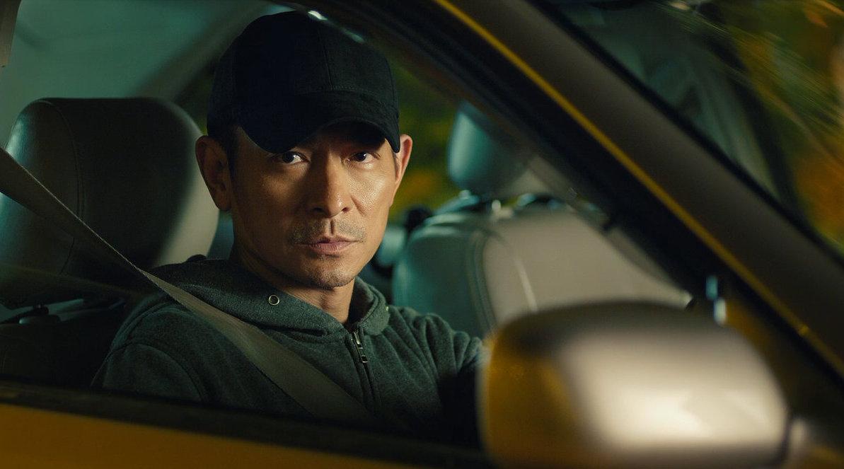 《拆弹专家2》终极预告海报双发 刘德华角色更扑朔迷离