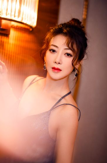 48岁陈紫函惊世逆生长!