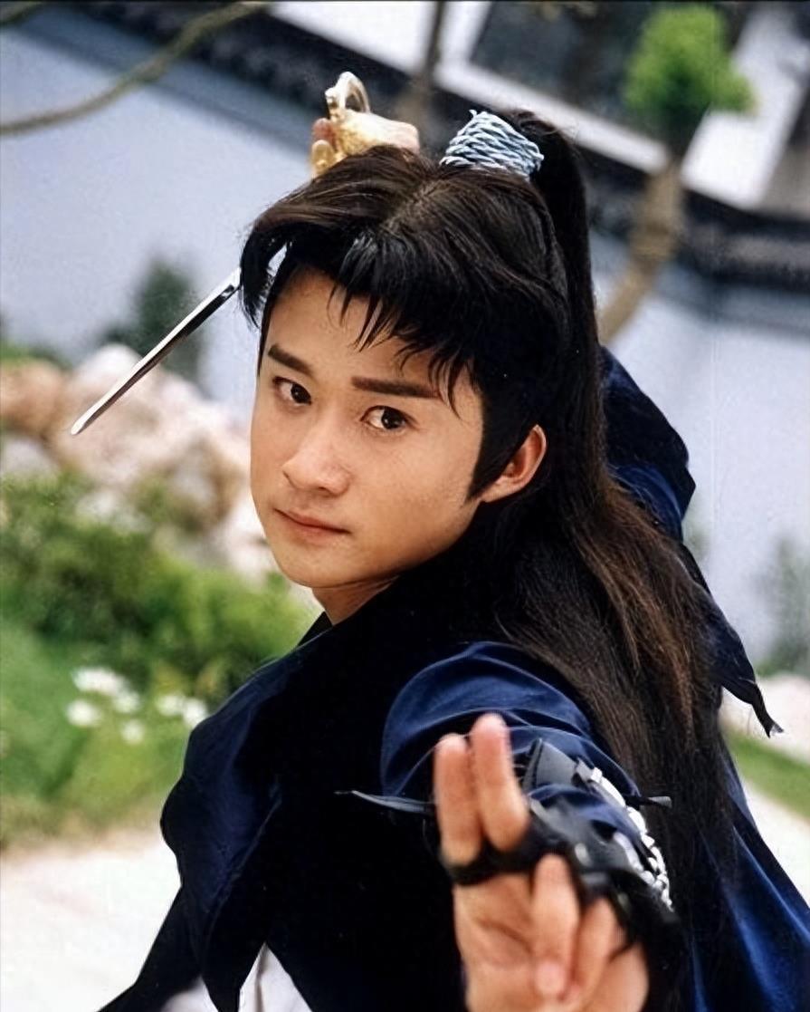 年轻时媲美校草,如今变油腻大叔 吴京,焦恩俊,古天乐,金城武等男神