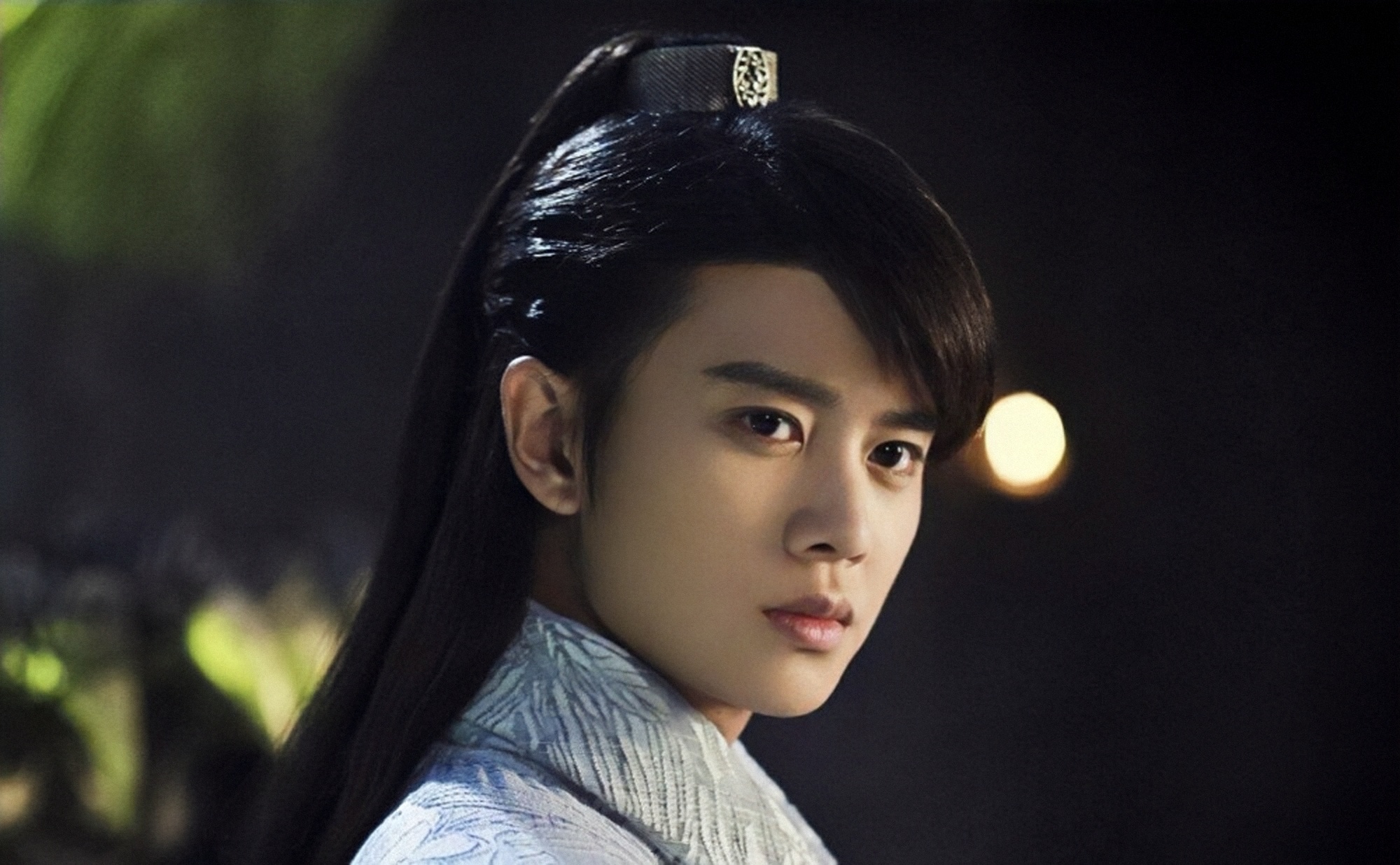 被选为电视剧《通天狄仁杰》的男主角,这是任嘉伦的第一部电视剧作品