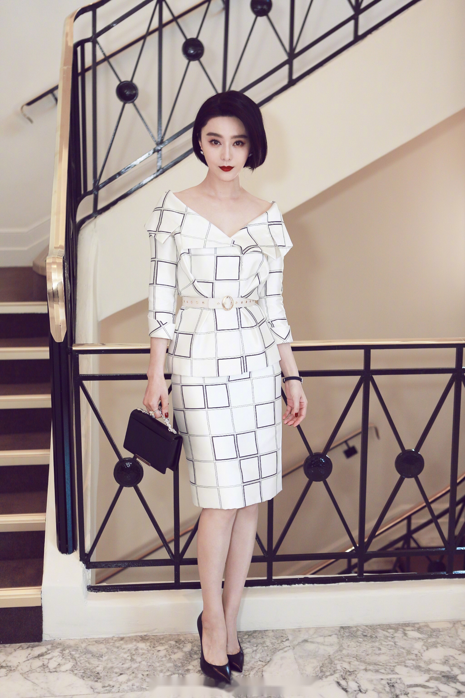 x 唯永恒可比拟debeers戴比尔斯珠宝全球代言人范冰冰不久前出席第70