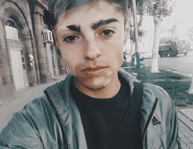 出生时被天使吻过的独特长相金色瞳孔兄弟绝对美到惊艳