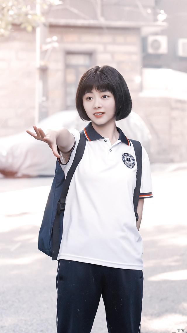 谭松韵校园风美图鉴赏