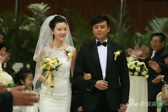 车晓《逼婚》今收官 披婚纱嫁凤凰男