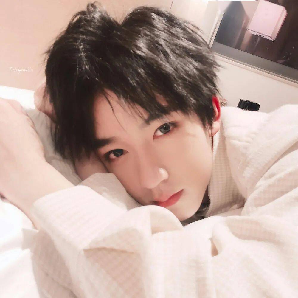 微信头像贺峻霖