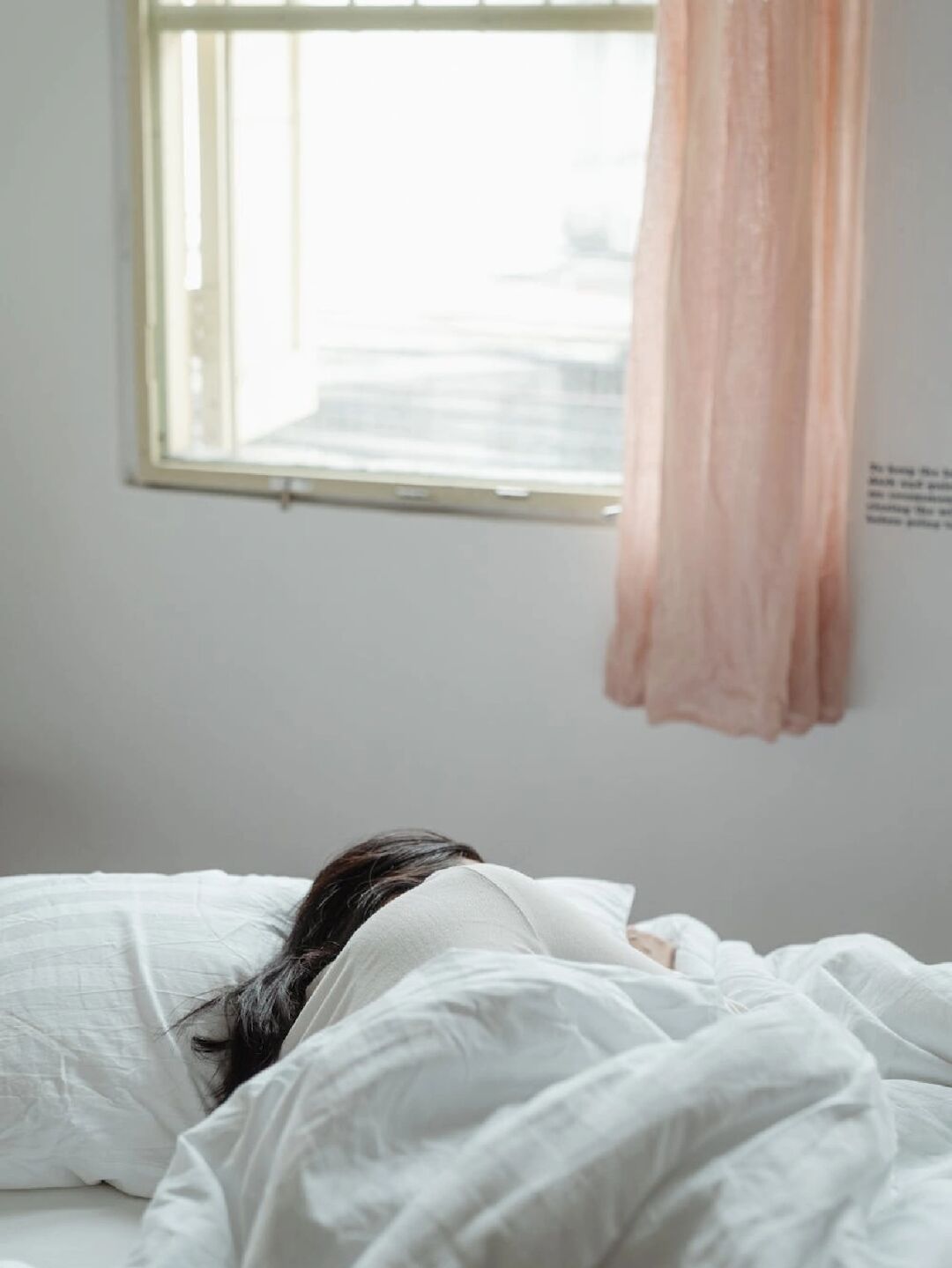 女人这辈子都不能好好侧睡98了吧7515 #生来热烈而自由# 	 能睡