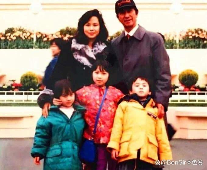 何超云庆生消防员男友全程隐身是因为被嘲软饭男破大防