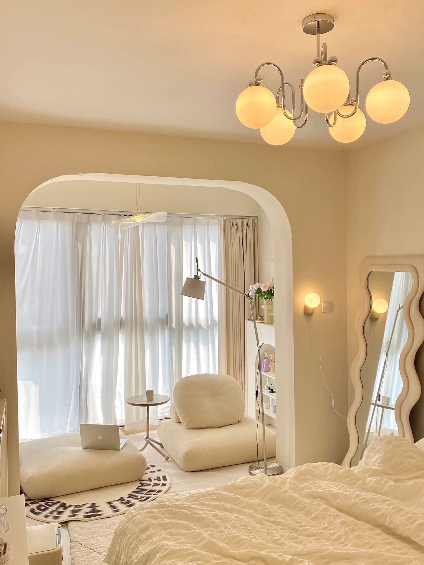 法式奶油风 |这样的卧室也太温暖治愈了吧7715 次卧面积不大,10平