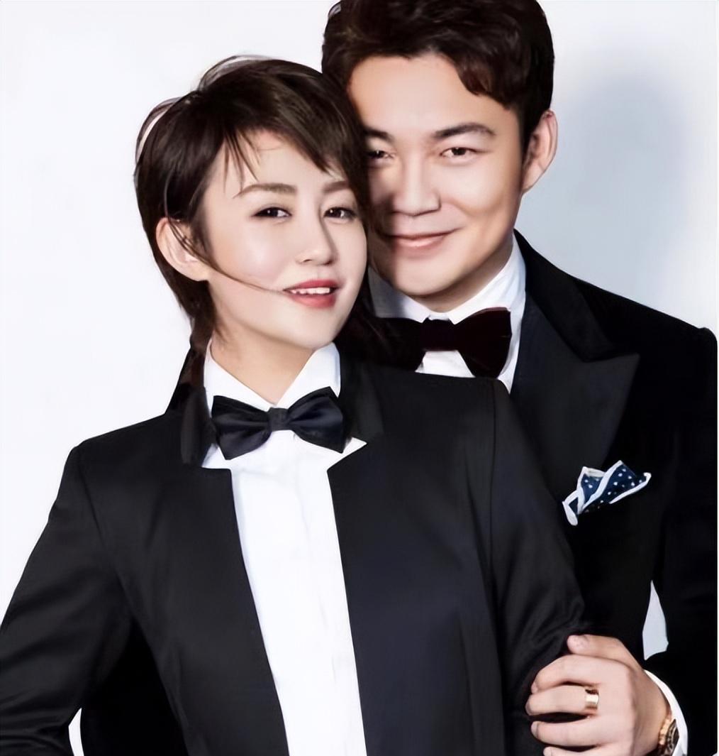 娱乐圈流行姐弟恋,张艺兴李沁牵手逛街被曝,姐弟恋相处幸福吗_年龄