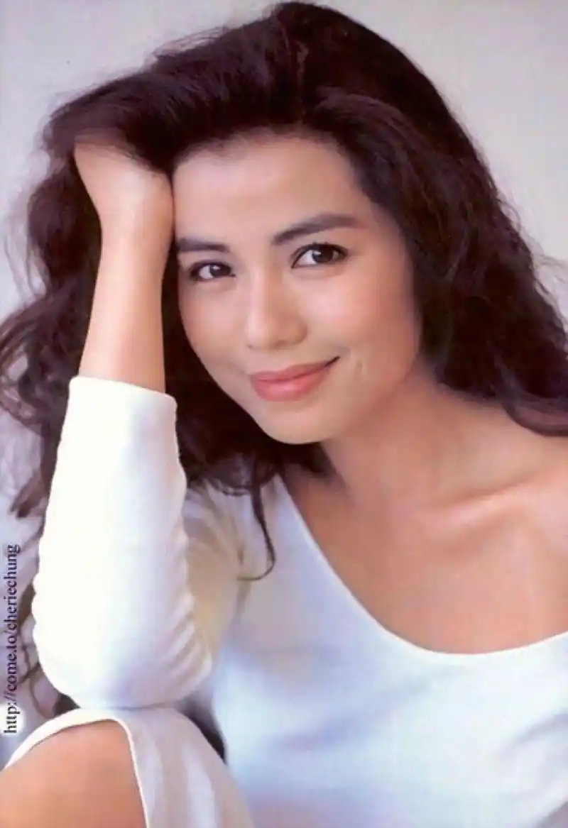 年轻时的钟楚红