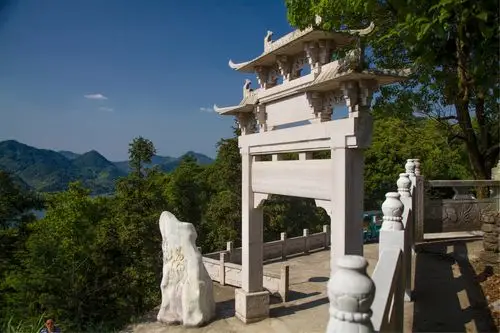 惠云禅寺,始建于唐太和年间