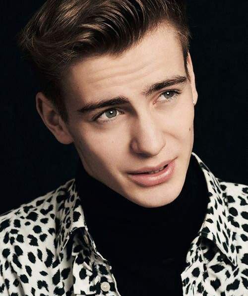 全球十大颜值最高的男模,个个都是让你舔屏的美男子_帅哥_第一排行榜