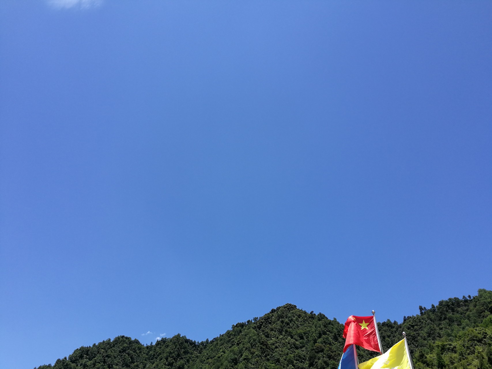 晴空万里,万里无云