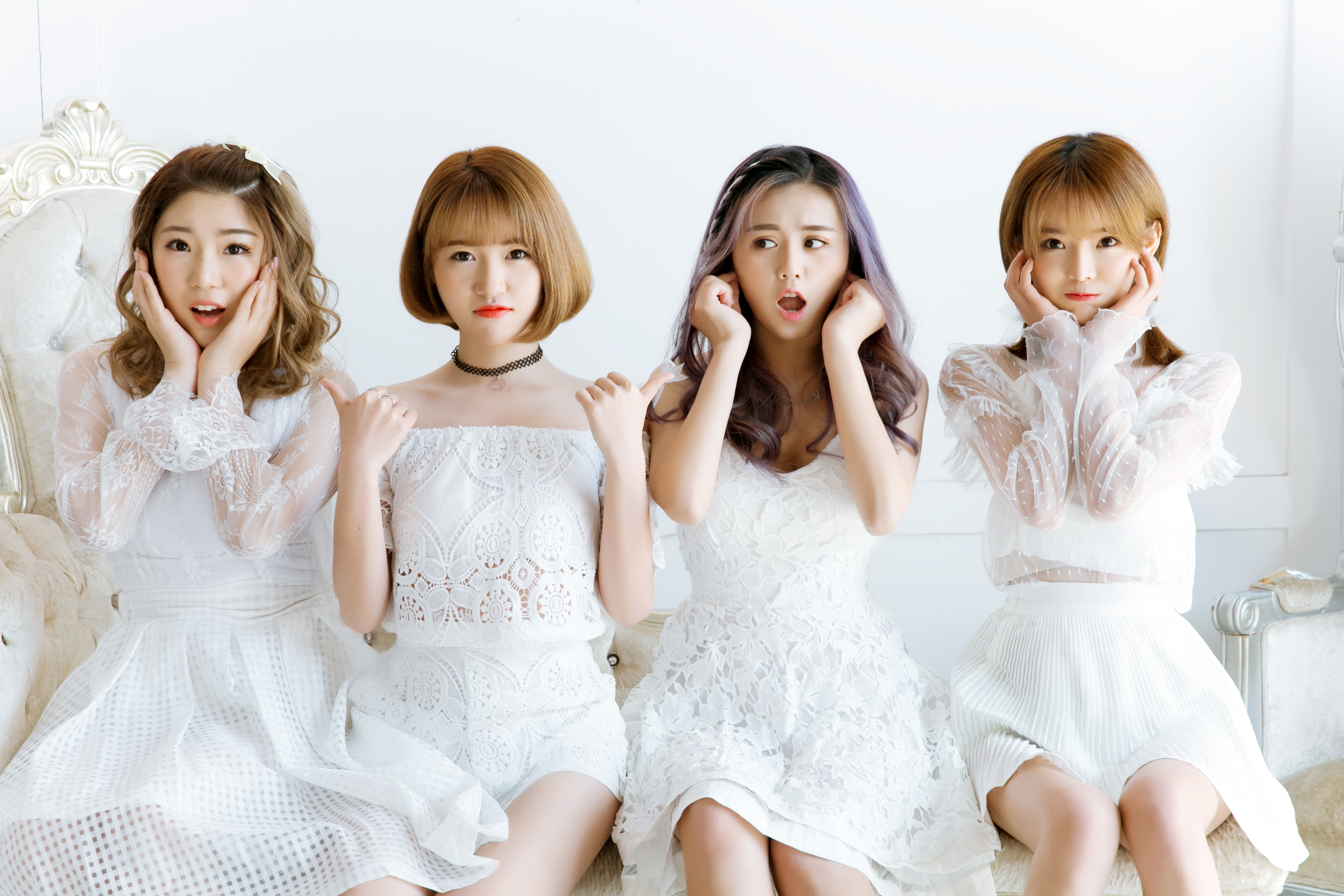 内地组合f20新歌写真曝光 半熟少女风情难挡