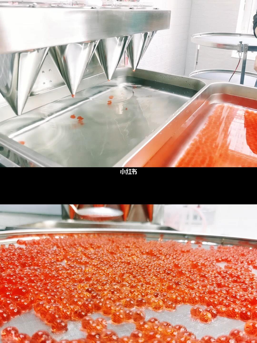 爆爆珠属于分子料理中的晶球化处理,它的原理是水溶性的海藻酸钠和钙