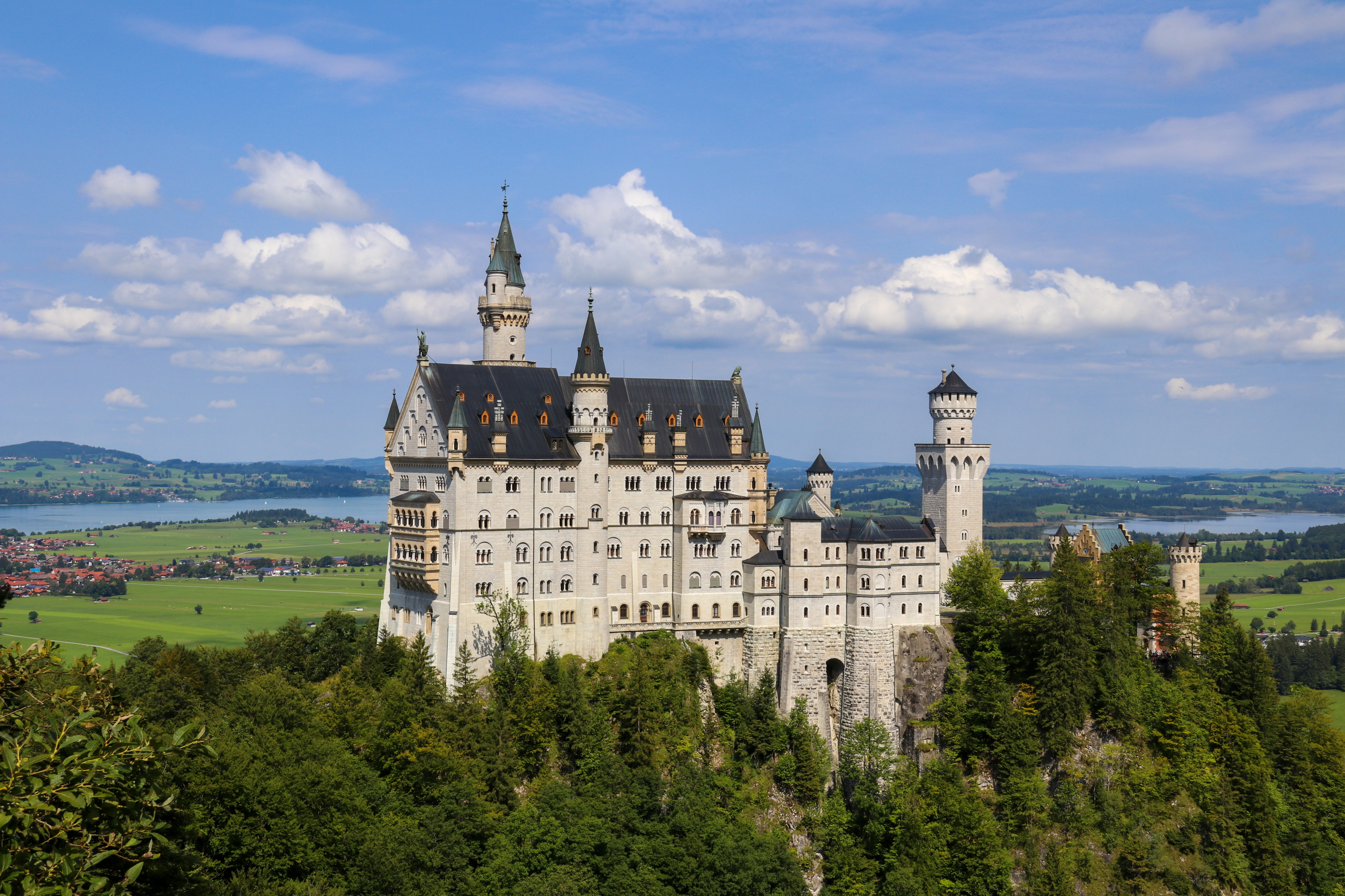 海豹的德国后续边境上的城堡田园之上的新天鹅堡