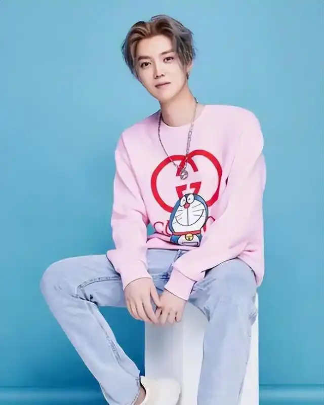 有一种差距叫鹿晗与关晓彤官宣7年两人为何还不领证