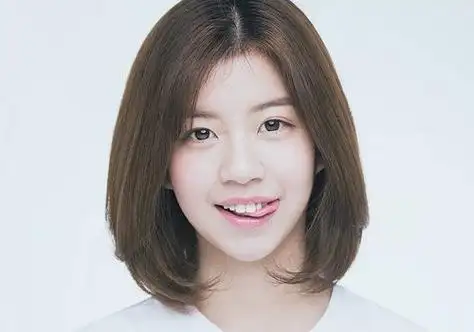 中短发碎直发发型图片给你好看的