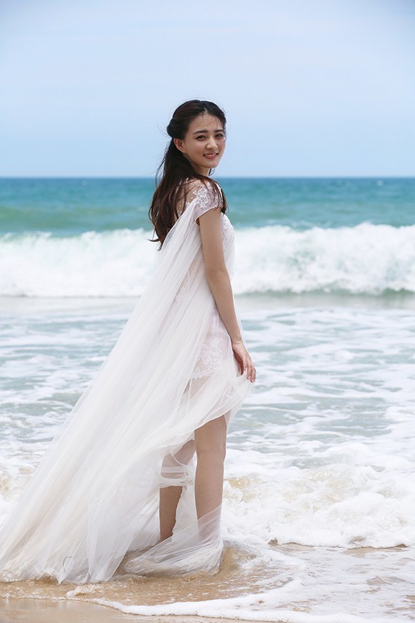 徐璐的婚纱照清纯不做作乔任梁有如此红颜真是幸运