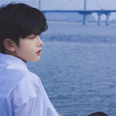 标签:男生头像,小清新,帅哥