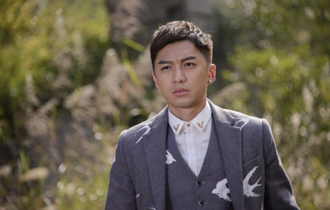 tvb小生袁伟豪被网友说是丑男直言不开心只能尽力做好自己