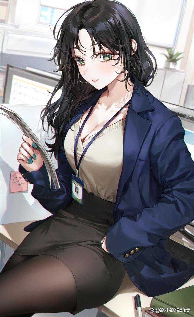 穿着西装的女性动漫角色魅力如何?