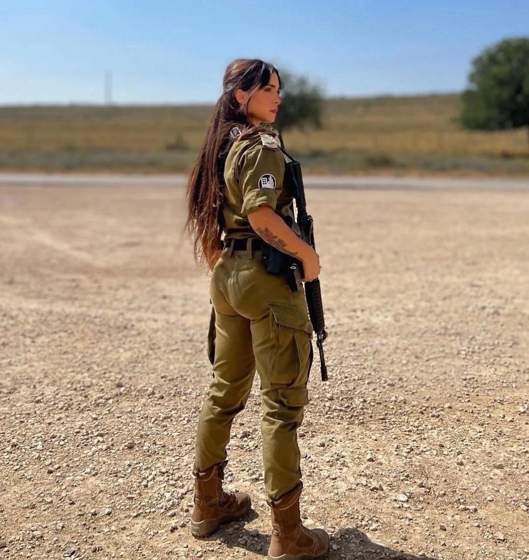 身材火辣辣的以色列女兵!