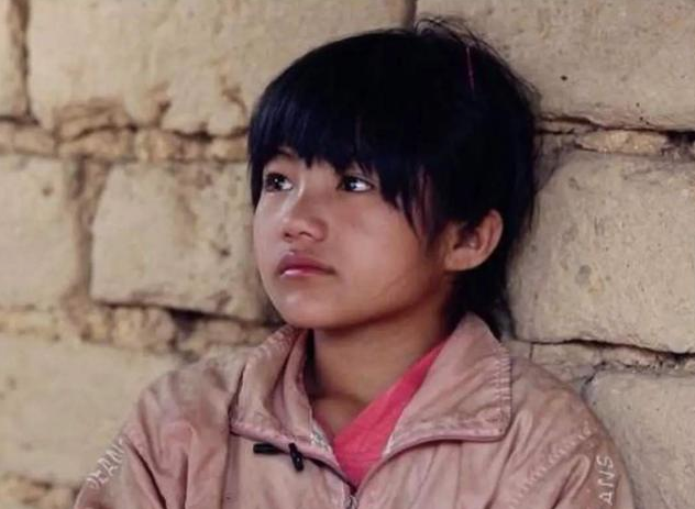 《变形记》中农村女孩李勒优,被城市妈妈宠成宝贝,如今怎样了?