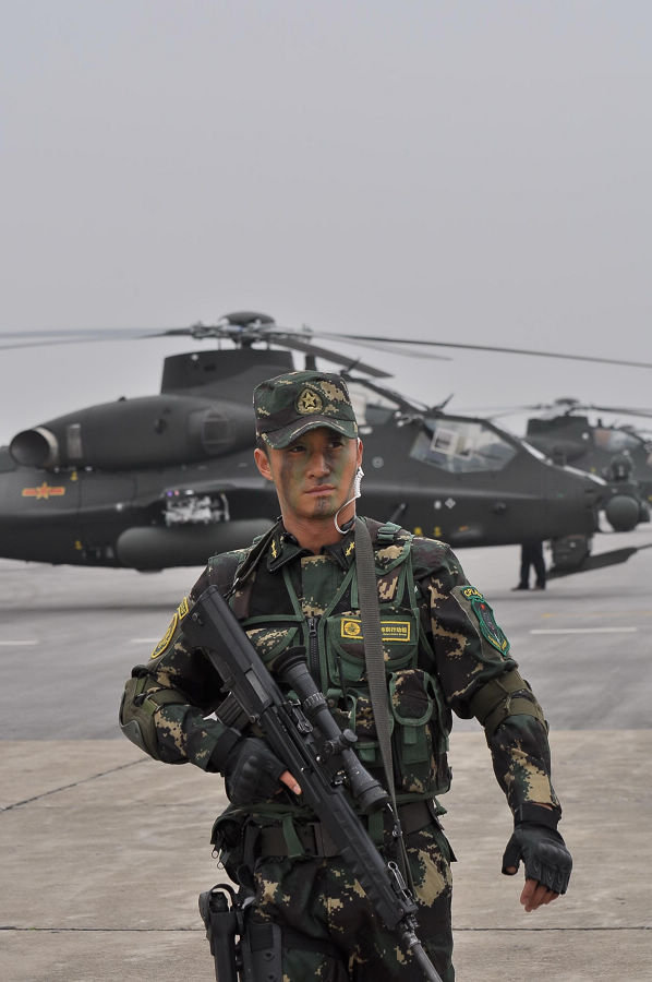 男星影视军装照盘点,谁最符合你心中军人的形象? zt