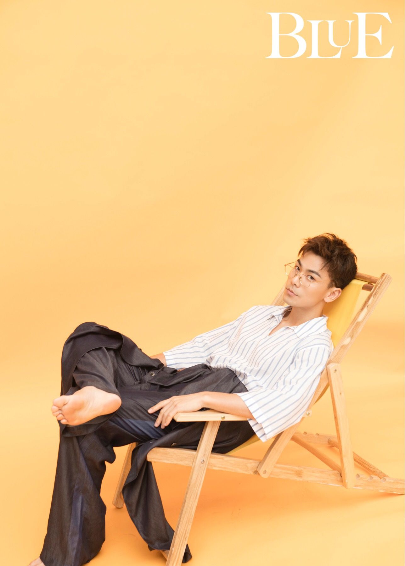 戴向宇秋季写真条纹风简约时尚