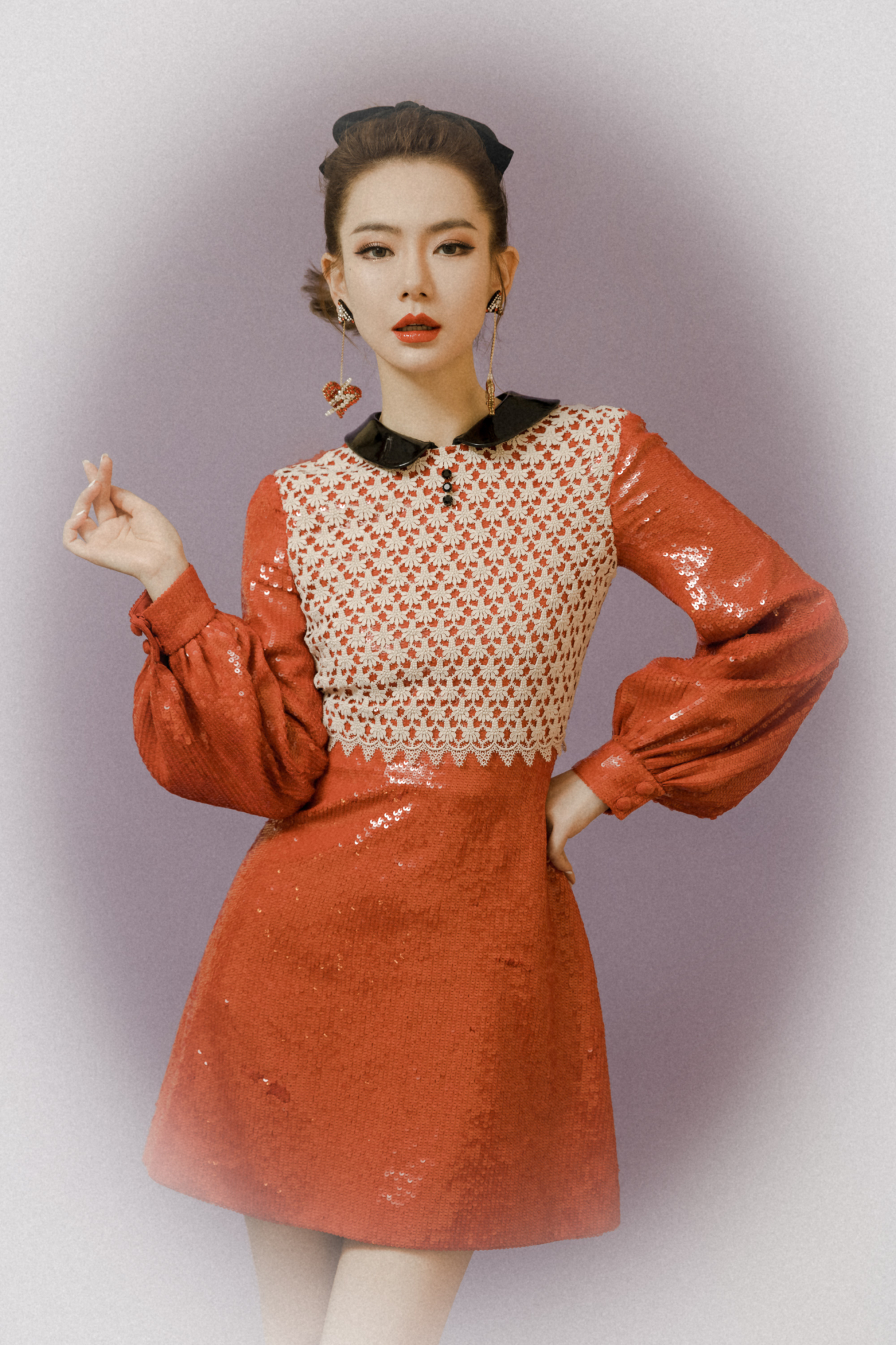 戚薇新造型太撩人,温柔风连体裤搭配霸气眼妆,女王范儿十足_外套_整体