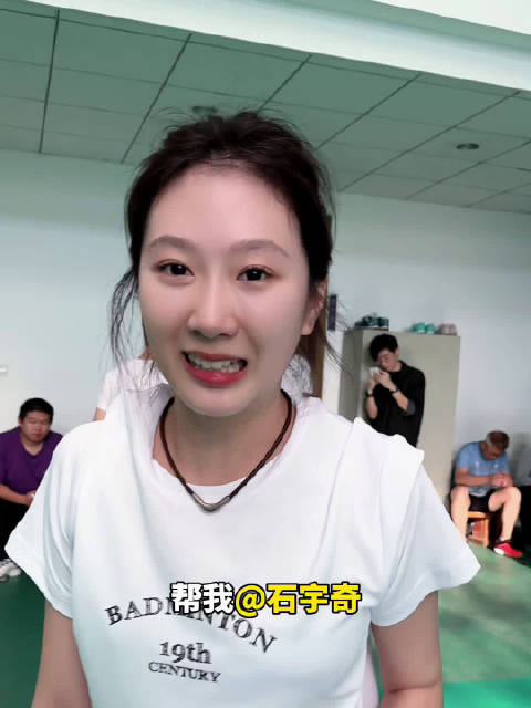 羽毛球##王小羽