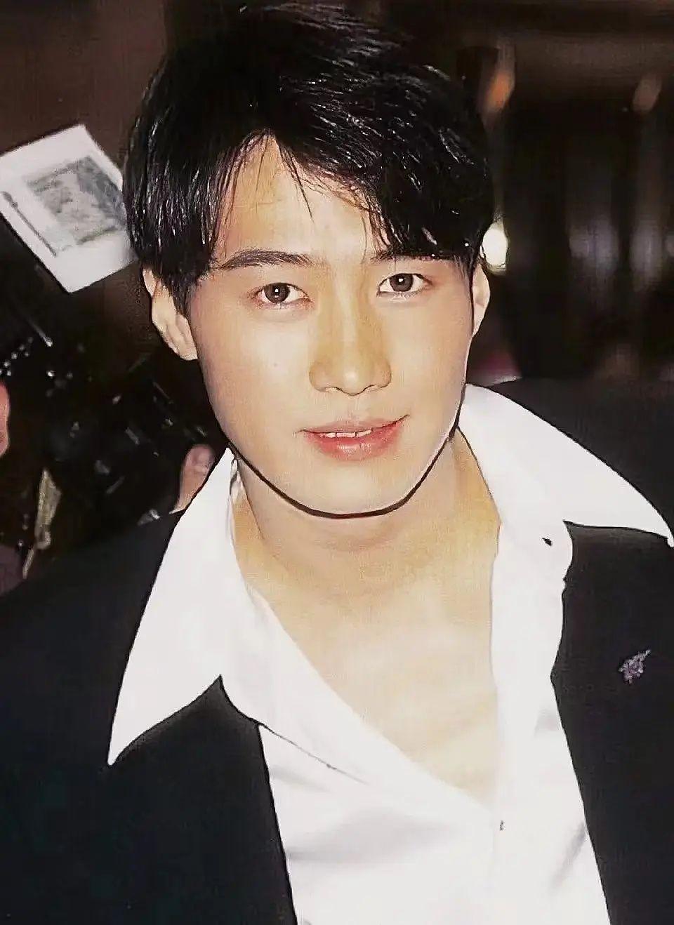 天王黎明年轻时的颜值有多绝