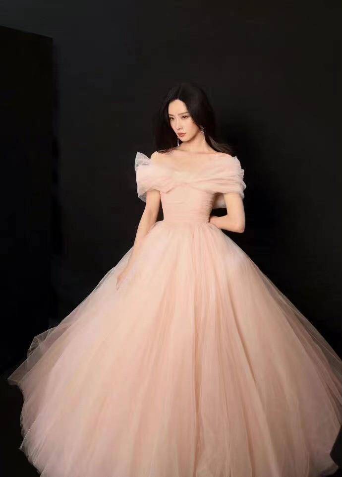 刘诗诗新造型美死了!