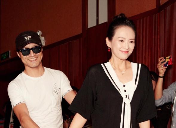 章子怡和汪峰离婚后的家庭重聚