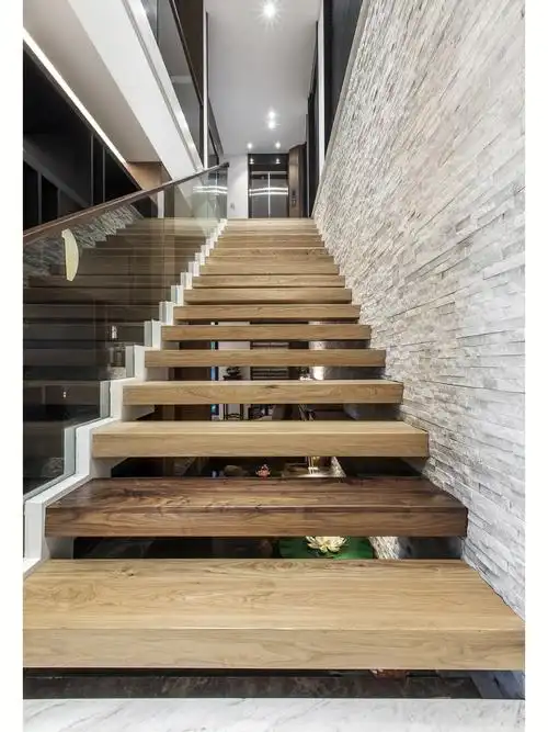 现代简约风格楼梯实景分享半悬浮楼梯