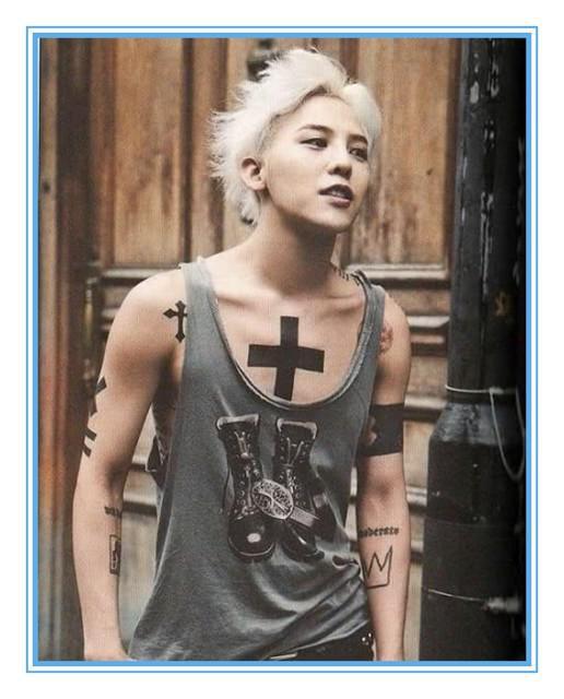 娱乐圈有纹身的男星,余文乐花臂太酷,权志龙霸气,而他纹身上瘾_郭德纲