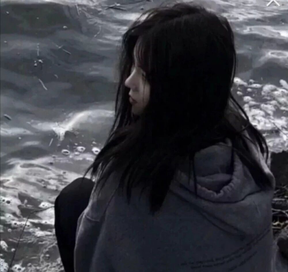 女生的伤感头像,分手了找不到适合的头像就来我这里看看啊!