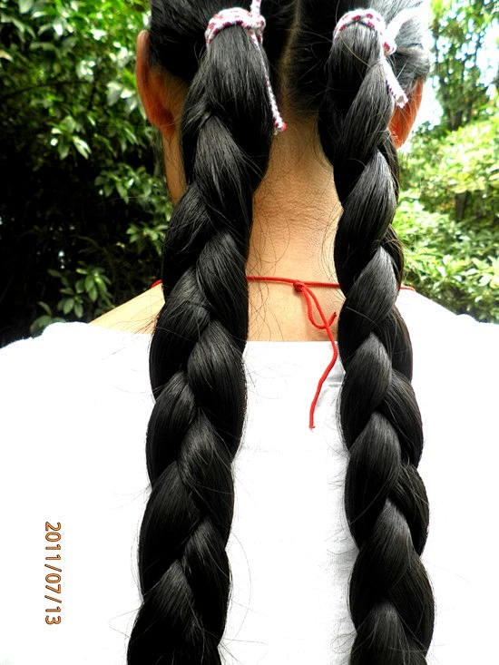 又粗又长的青春大辫子.