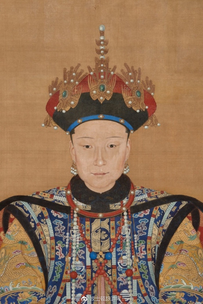 在塞勒姆小镇过万圣节,当女巫遇见"女皇"!