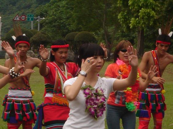 mei),1972年8月9日出生于中国台湾台东县卑南乡泰安部落,卑南族原住民