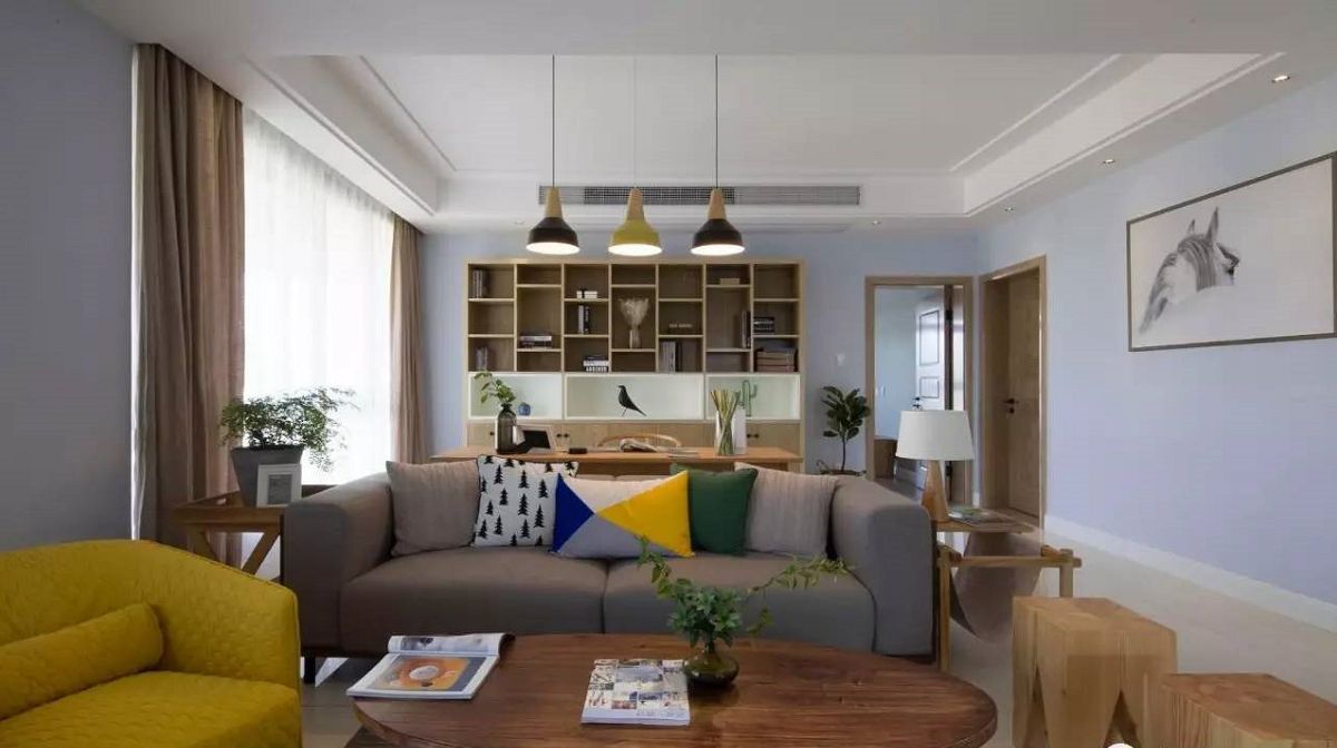 沙发不靠墙也可以摆的这样别致