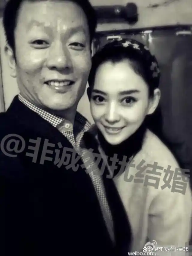 她当年的这位的老公是谁,做什么工作?现在仍不得而知.