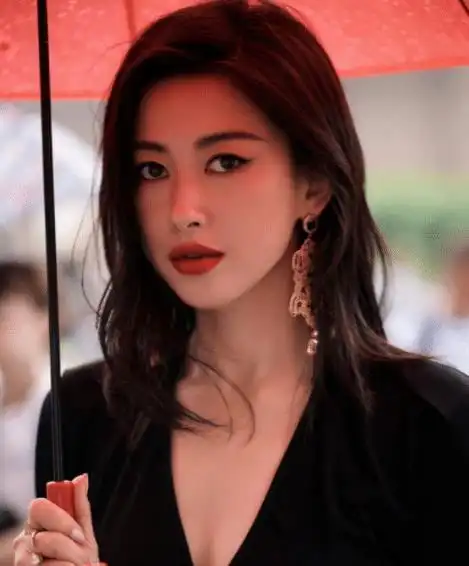 闪耀世界的朱珠中国女演员征服全球